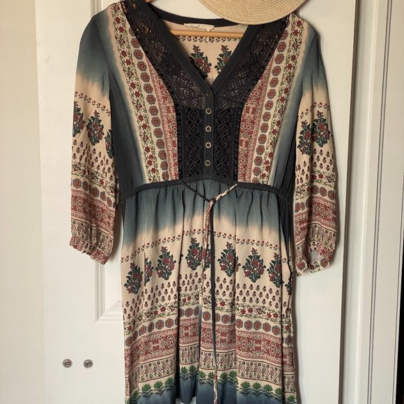 Floreat Boho Dress from Anthropologie size 4P in excellent condition - Picture 4 of 6